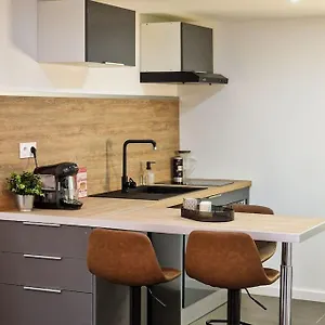 L'atelier A Magnifique Loft Avec Terrasse Privee , Saint-Etienne (Loire) France